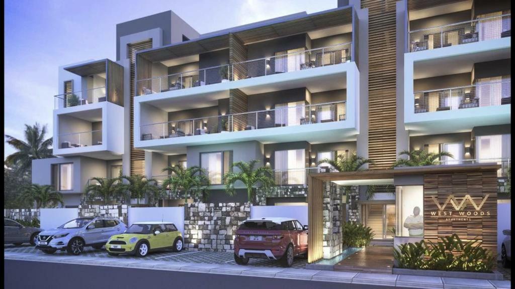 2 Bedroom Flat 15 Mins Walk From Flic En Flac Beach Bagian luar foto